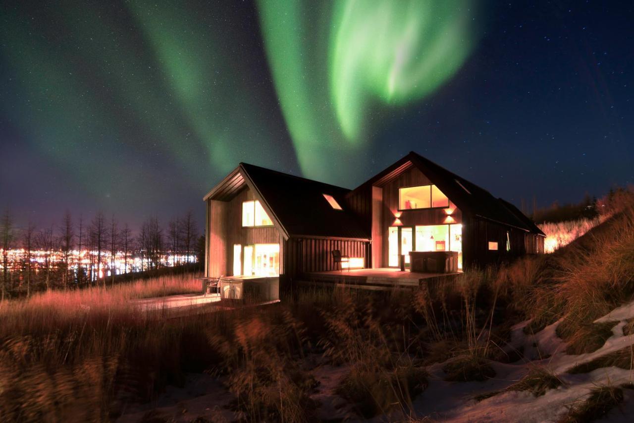 Viking Cottages & Apartments Акурейри Екстериор снимка